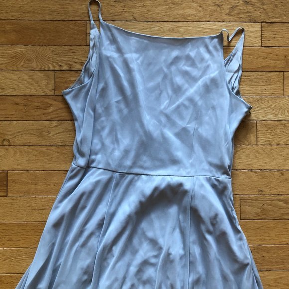 Like New Gorgeous Tristan and Iseut Women's Long Gray/Silver Formal Gown - Picture 7 of 11